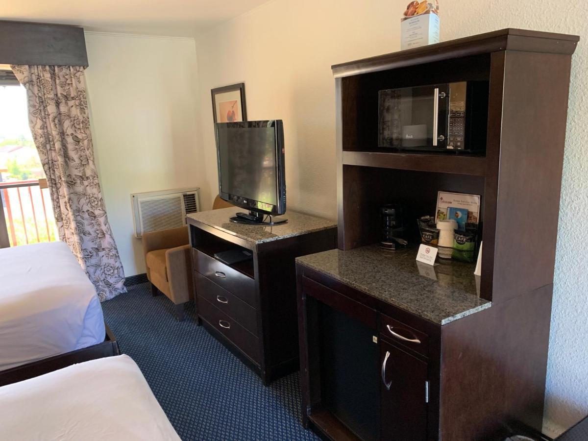 Travelodge By Wyndham Рапид Сити Екстериор снимка