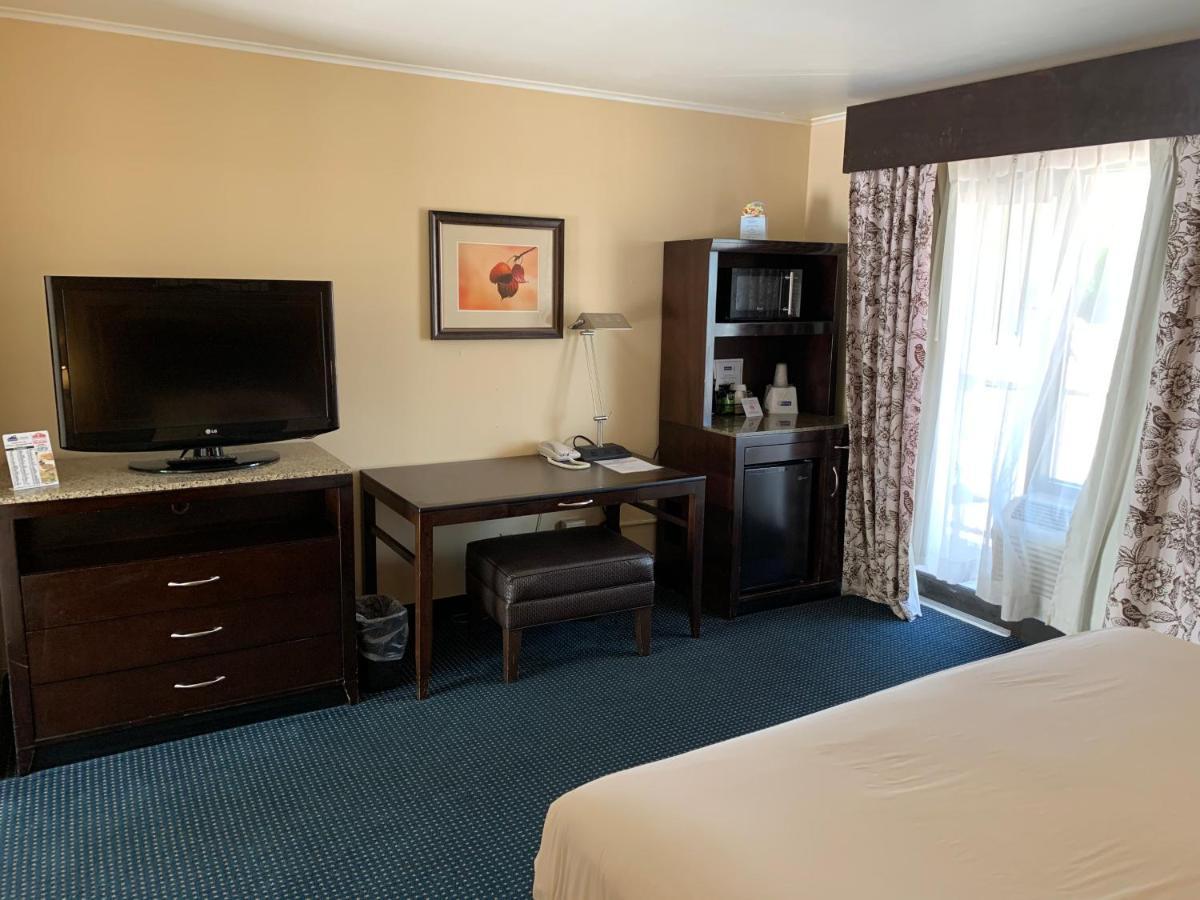 Travelodge By Wyndham Рапид Сити Екстериор снимка