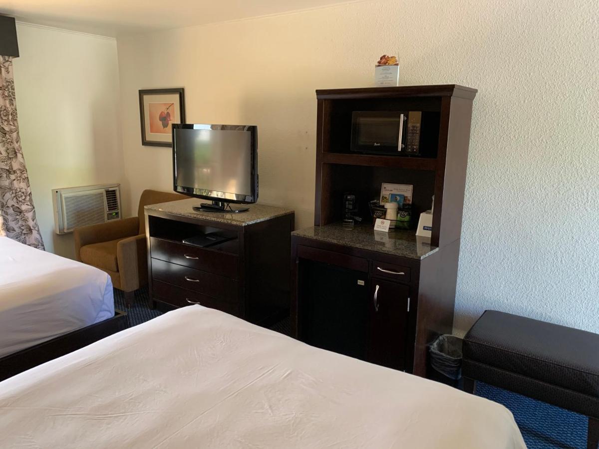 Travelodge By Wyndham Рапид Сити Екстериор снимка